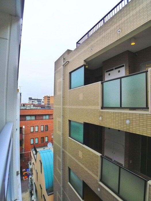 物件内観写真22　(室内からの展望)