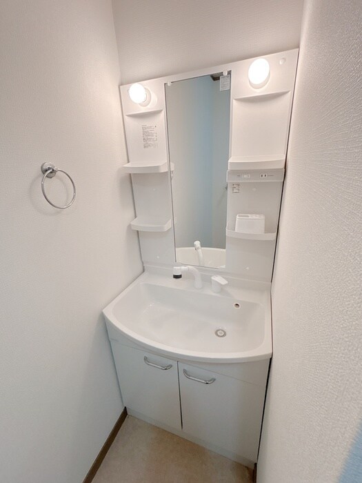 物件内観写真13　(洗面)