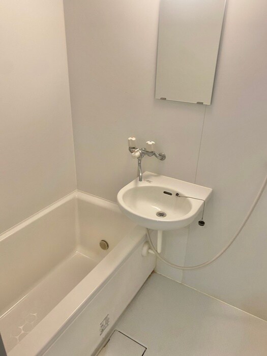 物件内観写真11　(バス／シャワールーム等)