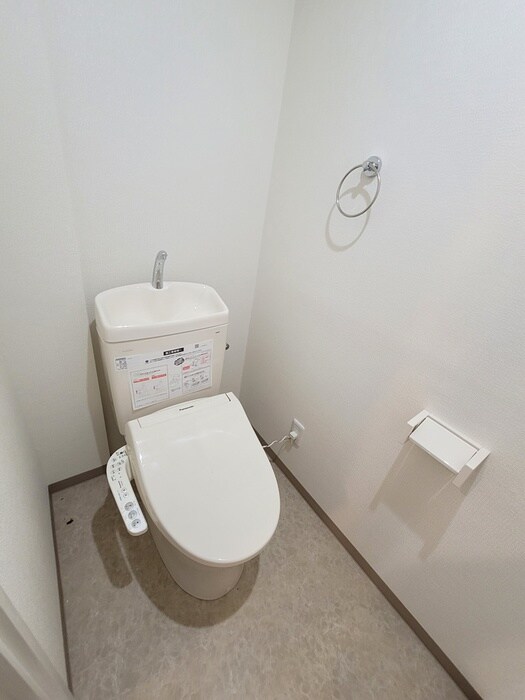 物件内観写真12　(トイレ)