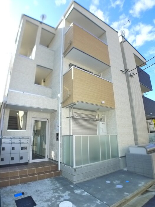 物件外観写真1　(外観写真)