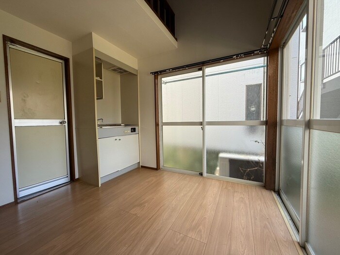 物件内観写真7　(居室)