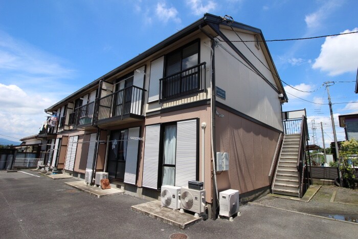 カ－サヴェルディの物件外観写真