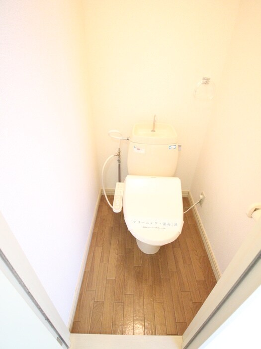 物件内観写真10　(トイレ)