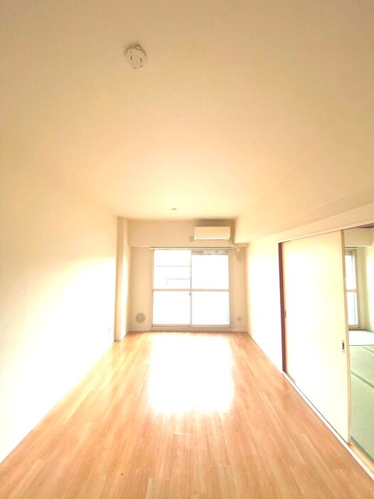 物件内観写真7　(居室)