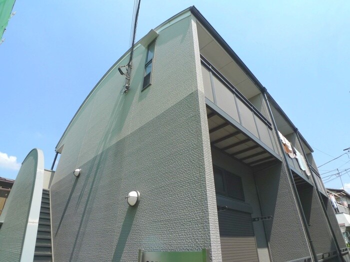 物件外観写真2　(エントランス部分)