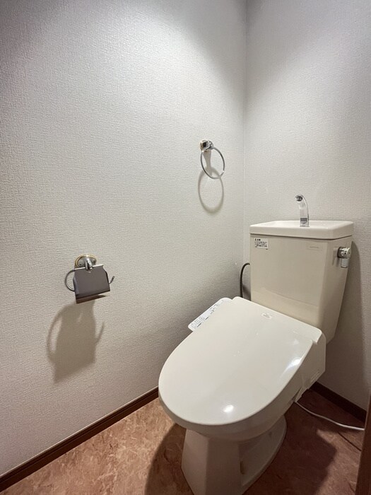 物件内観写真12　(トイレ)