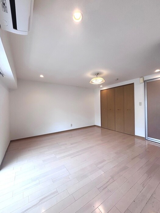 物件内観写真20　(居室)