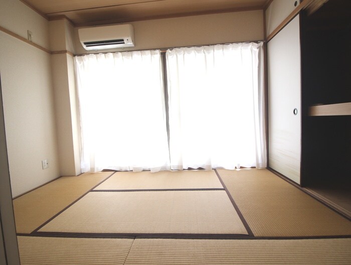 物件内観写真11　(居室)