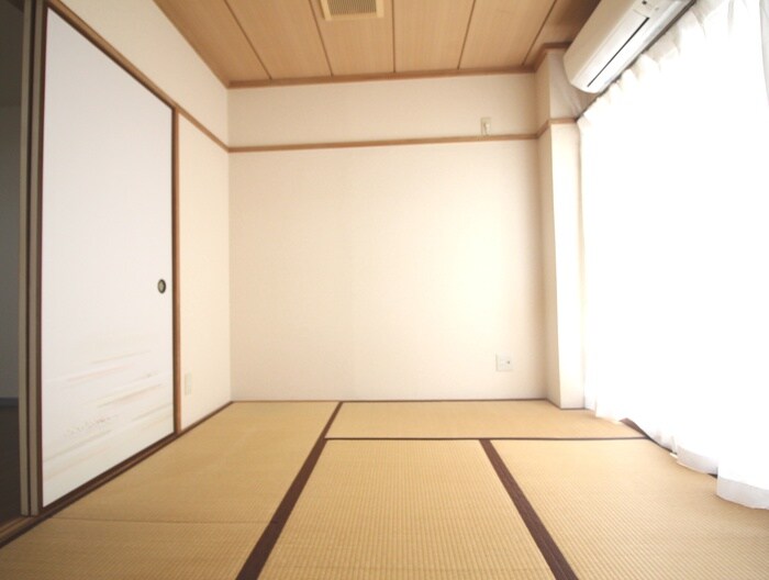 物件内観写真12　(居室)