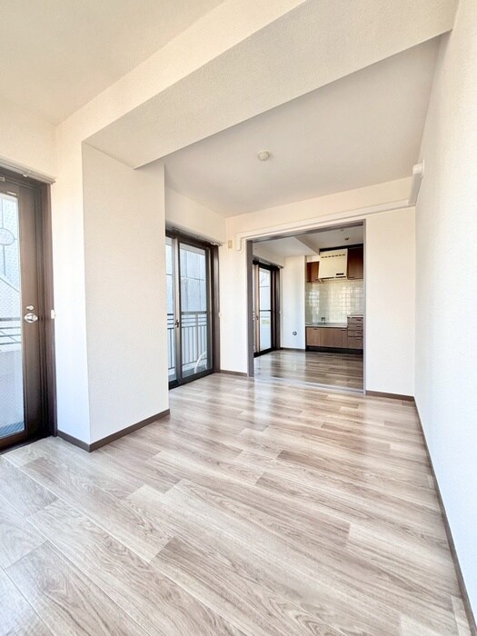 物件内観写真7　(居室)