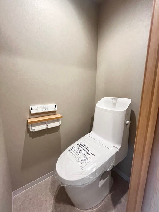 物件内観写真12　(トイレ)