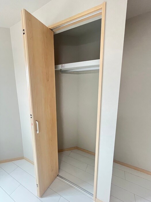 物件内観写真13　(収納)