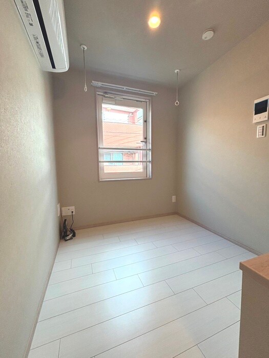 物件内観写真14　(居室)