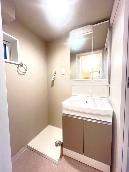 物件内観写真16　(洗面)