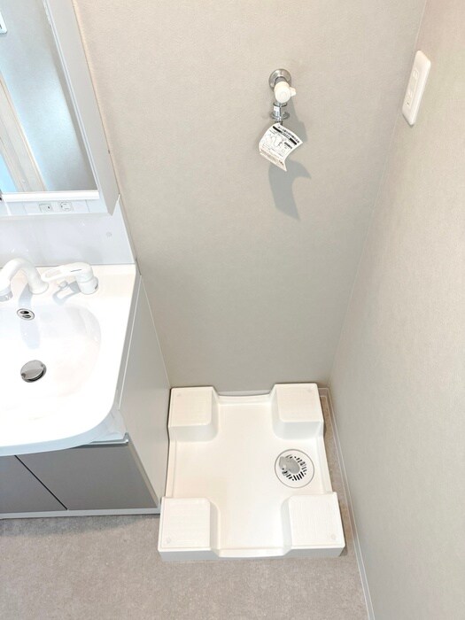 物件内観写真19　(洗濯機置場)