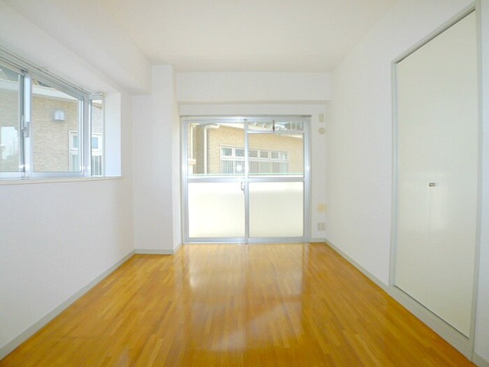 物件内観写真11　(居室)