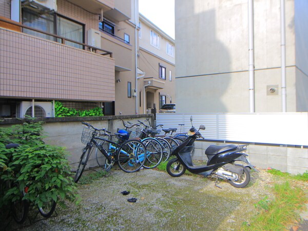 駐輪場