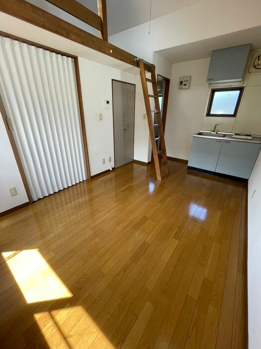 物件内観写真7　(居室)