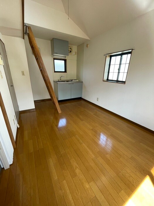 物件内観写真10　(居室)