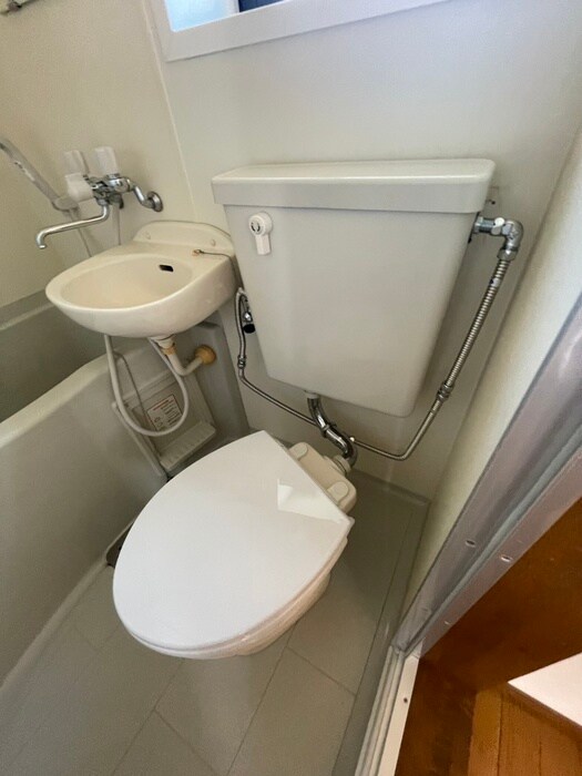 物件内観写真15　(トイレ)