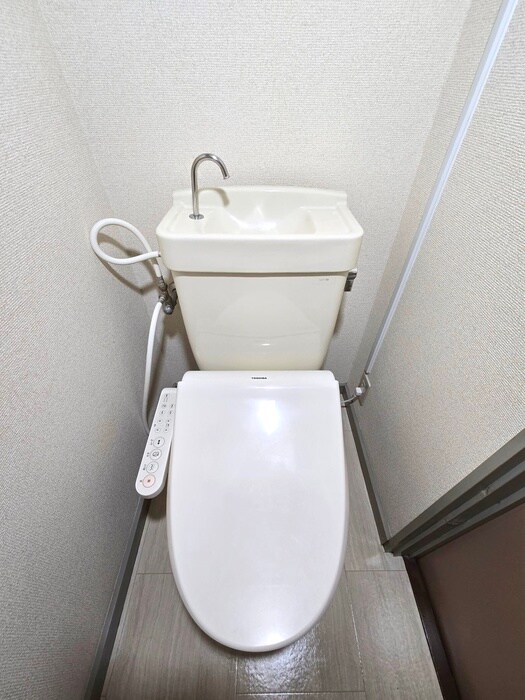 物件内観写真11　(トイレ)