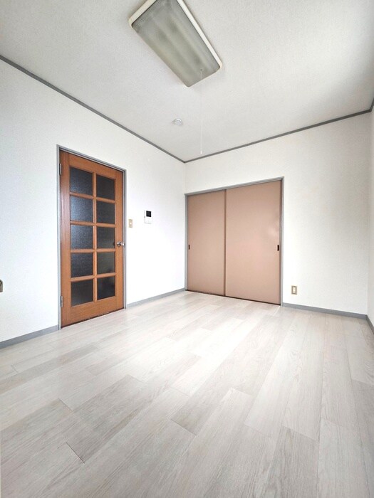 物件内観写真15　(居室)