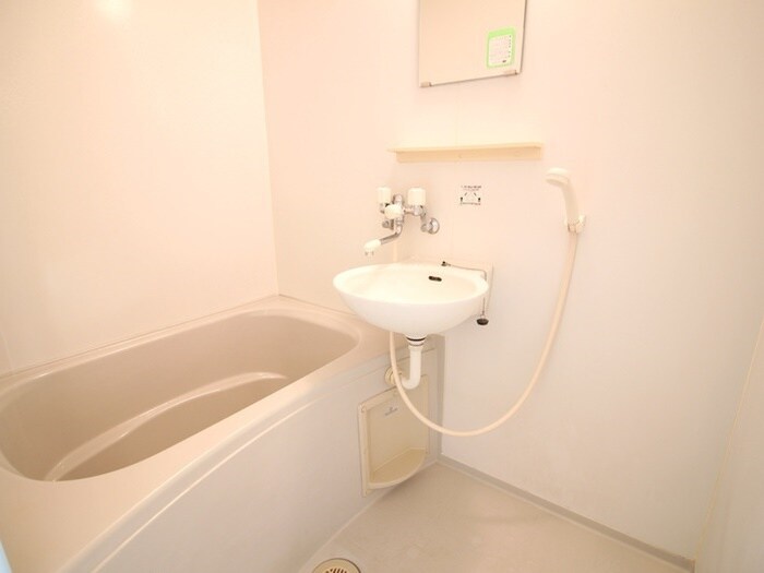 物件内観写真8　(バス／シャワールーム等)