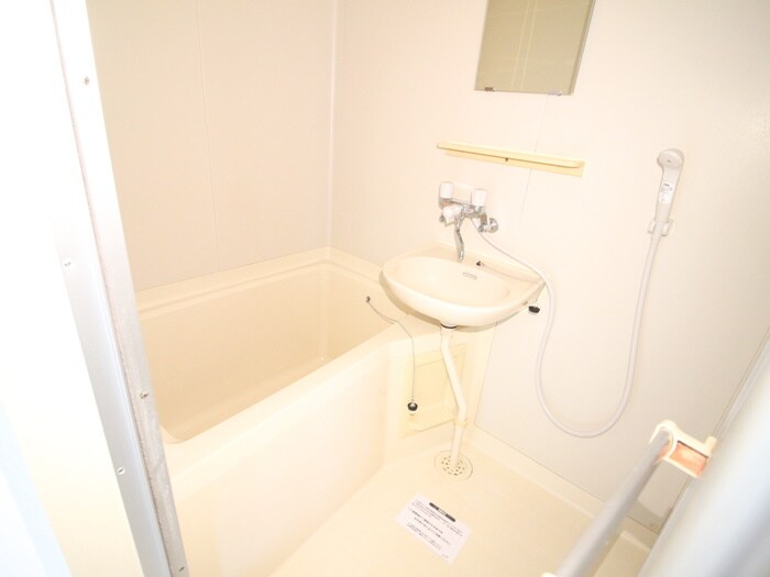 物件内観写真12　(バス／シャワールーム等)