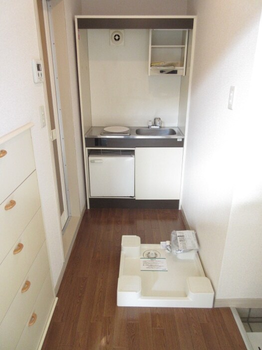 物件内観写真13　(洗濯機置場)