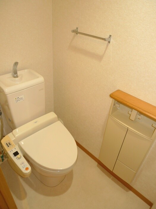 物件内観写真10　(トイレ)