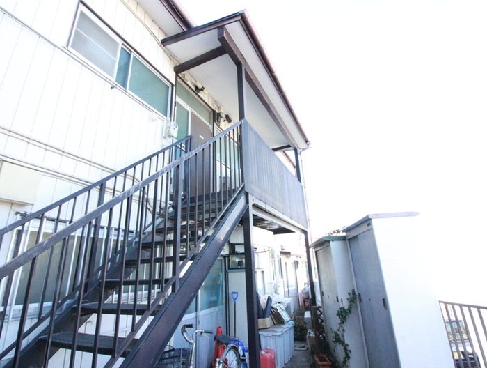 物件外観写真5　(エントランス部分)