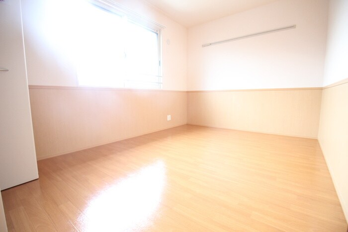 物件内観写真19　(居室)