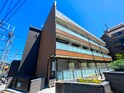 ヴィラ立場