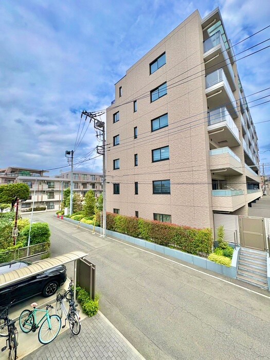 物件内観写真16　(室内からの展望)