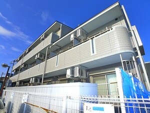 オ－ドリさつき外観写真