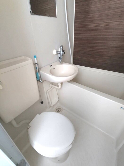 物件内観写真15　(トイレ)