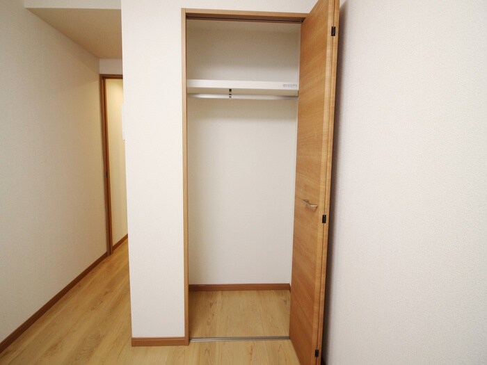 物件内観写真15　(収納)