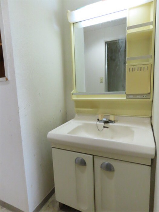 物件内観写真11　(洗面)