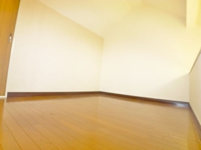 物件内観写真9　(ロフト)