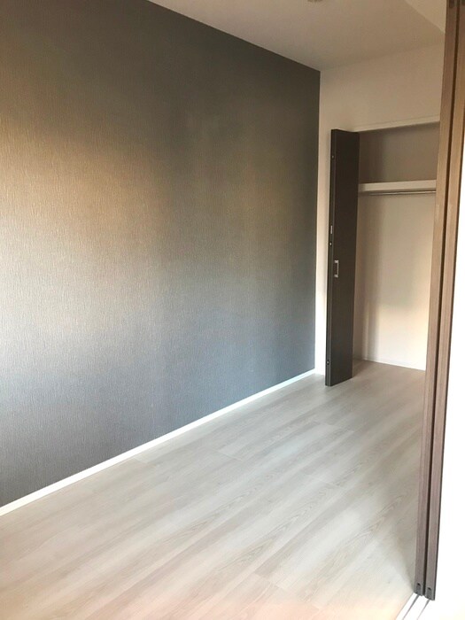 物件内観写真11　(居室)