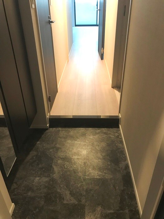 物件内観写真20　(玄関)