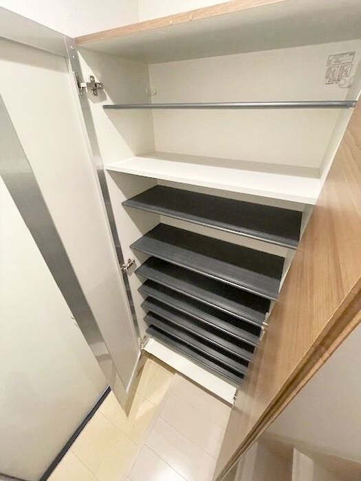物件内観写真20　(靴箱)