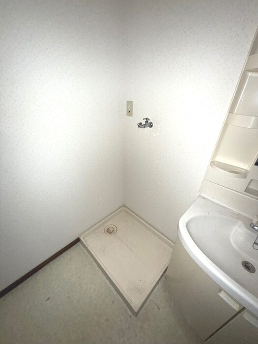 物件内観写真19　(洗濯機置場)