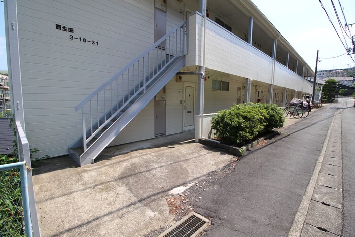 物件外観写真6　(外観写真)