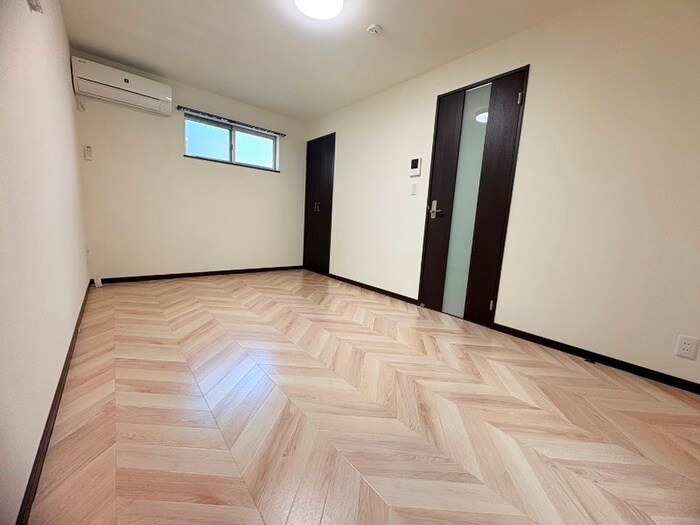 物件内観写真8　(居室)