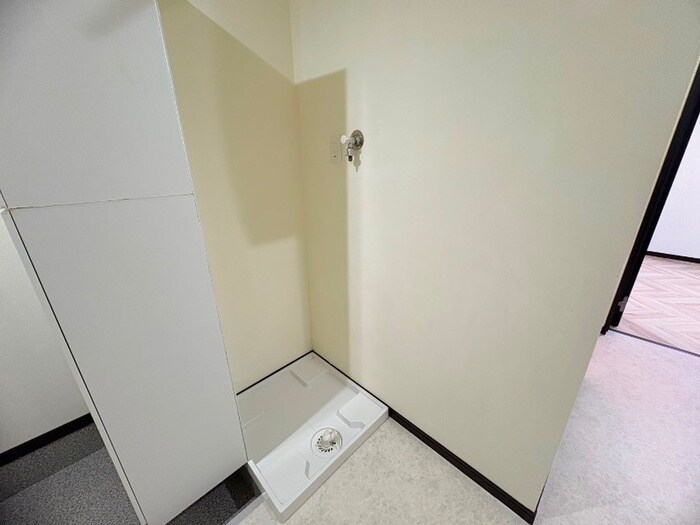 物件内観写真13　(洗濯機置場)