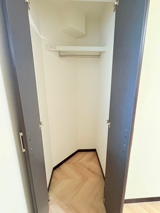 物件内観写真15　(収納)