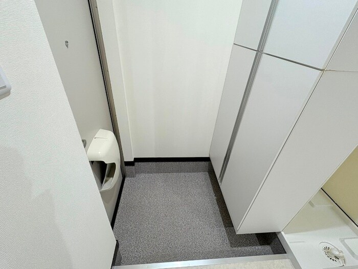 物件内観写真17　(玄関)
