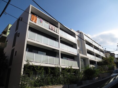 ﾚｼﾞﾃﾞﾝｼｬﾙｽﾀｰ白山ｼｰｽﾞﾝﾃﾗｽ(305)外観写真